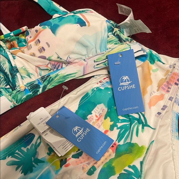 Cupshe Multicolor Tropical Bikini Set - Picture 3 of 11